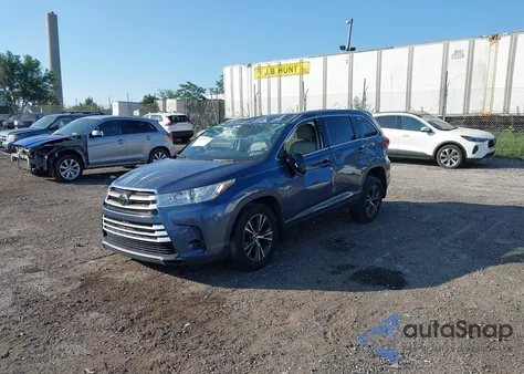 2018 Toyota Highlander Le from USA, damaged, VIN 5TDBZRFH0JS862844